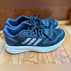 Adidas Navy LightMotion Women’s Size 9 Sneakers